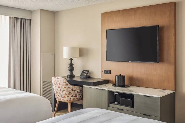 Room 10 of 61